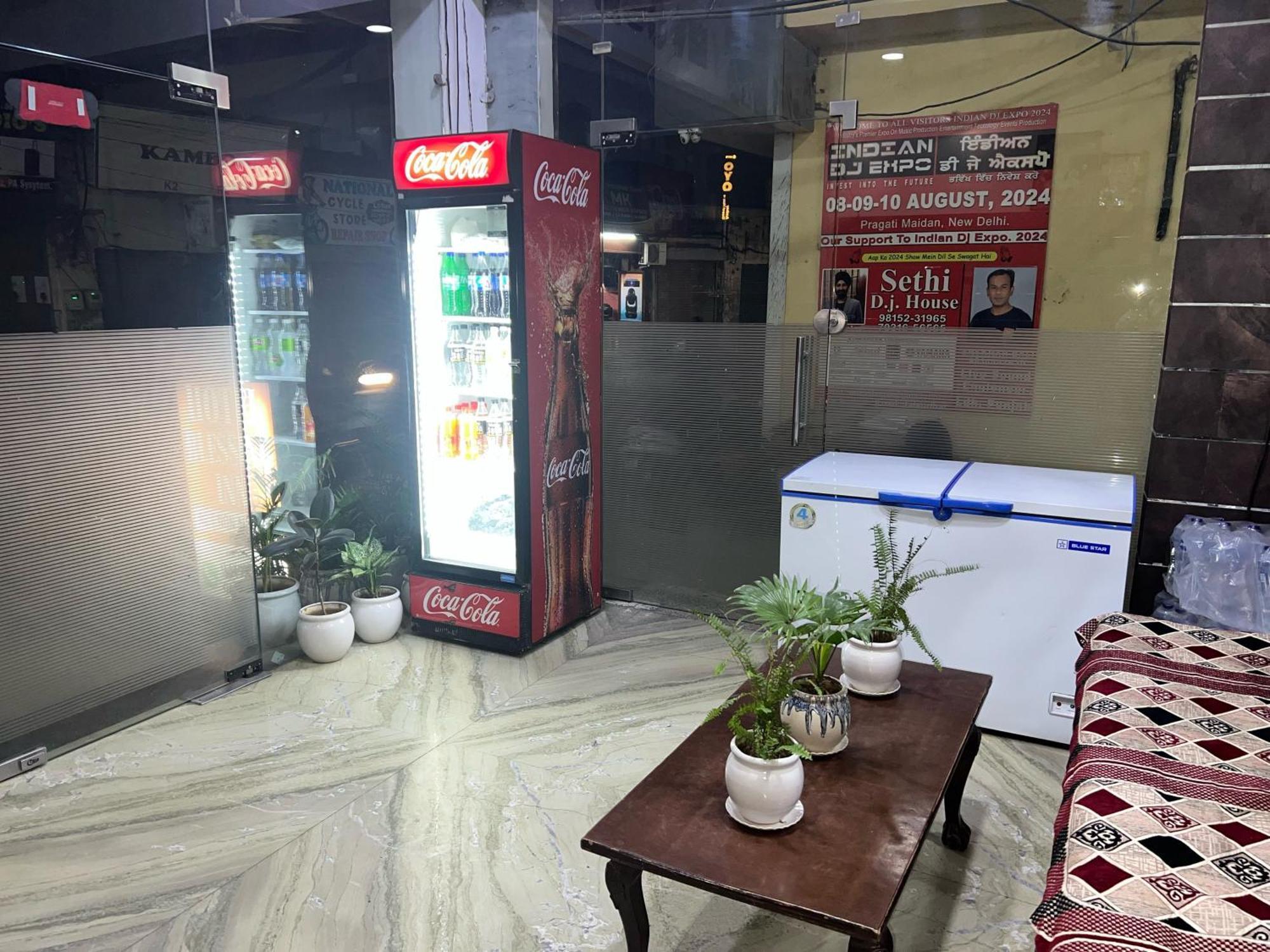 OYO Flagship 19355 Hotel Blessing Inn Jalandhar Exterior foto